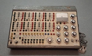 Vintage Analogue Computer Type C60 Educational Physical & Electronic Labs Ltd - Afbeelding 1 van 8