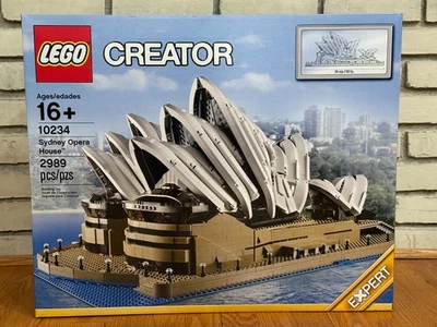 LEGO Creator Expert: Sydney Opera House (10234) New Sealed Retired Set - Image 1 of 4