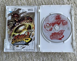 Mario Strikers Charged (Nintendo Wii, 2007) CIB Black Label Video Game w/ Insert - Picture 1 of 9
