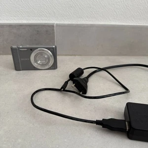 Sony Cyber-shot DSC-W810 SILVER 20.1 Digital Camera - Picture 1 of 5
