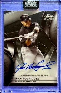 2025 Topps Chrome Black Autograph CBA-IR Encased Ivan Rodriguez Marlins Auto HOF - Picture 1 of 2