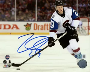 NATHAN MCKINNON SIGNED AUTOGRAPHED 8x10 PHOTO COLORADO AVALANCHE BECKETT BAS - Picture 1 of 2