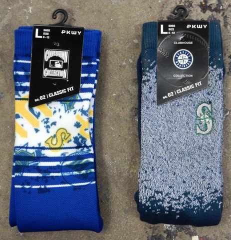 2 Pack Seattle Mariners MLB Crew Socks Men Large Fits 6-12 Coop Tiled Dual Navy Cover