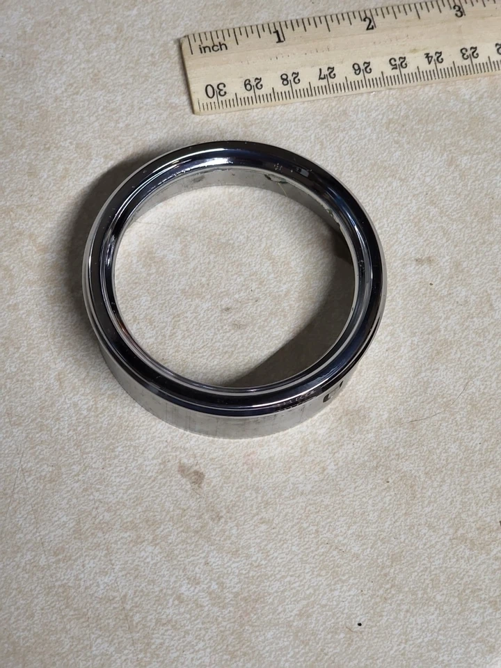 PONTIAC CHIEFTAIN CABEZA INDIA CUERNO BOTÓN TAPA BISEL AÑOS 50 2-13/16" Foto 1 de 4