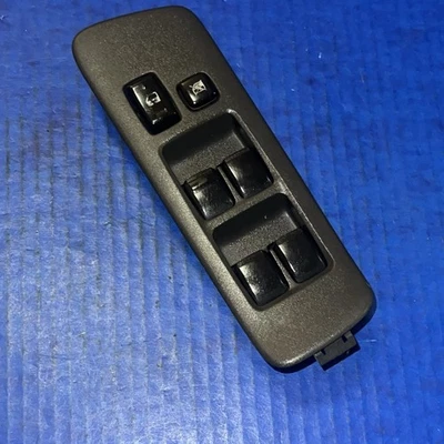 2001-07 Toyota Highlander Master Power Window Switch OEM Gray 84040-48122 - Image 1 of 4
