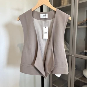 AMI Paris Wool Crepe Vest NEW Clair Taupe Brown Virgin Sleeveless Open Front S - Picture 1 of 7