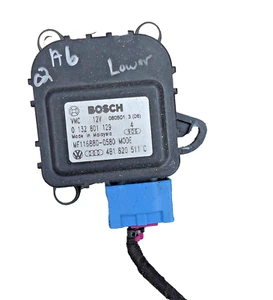 1999-2004 Audi A6 Sedan    Heater/AC Blender Diverter Gate Control    Lower - Picture 1 of 3