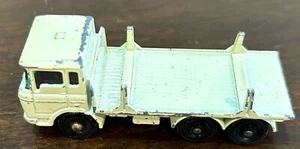 Vintage Lesney Matchbox Series # 58 DAF White GIRDER TRUCK - Picture 1 of 3