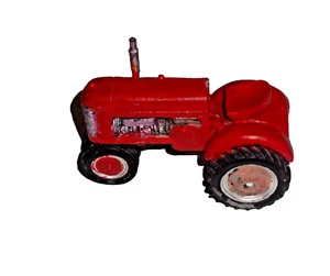 Red tractor Figure - Picture 1 of 5