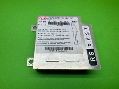 Centralita KIA Carens II J5 0K2FE 67 7F0 J50K2FE677F0 13029 - Immagine 1 di 4