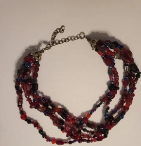 Collana Vintage 5 Fibbie Perline Rosso & Nero Fibbia Tono Argento - Foto 1 di 2