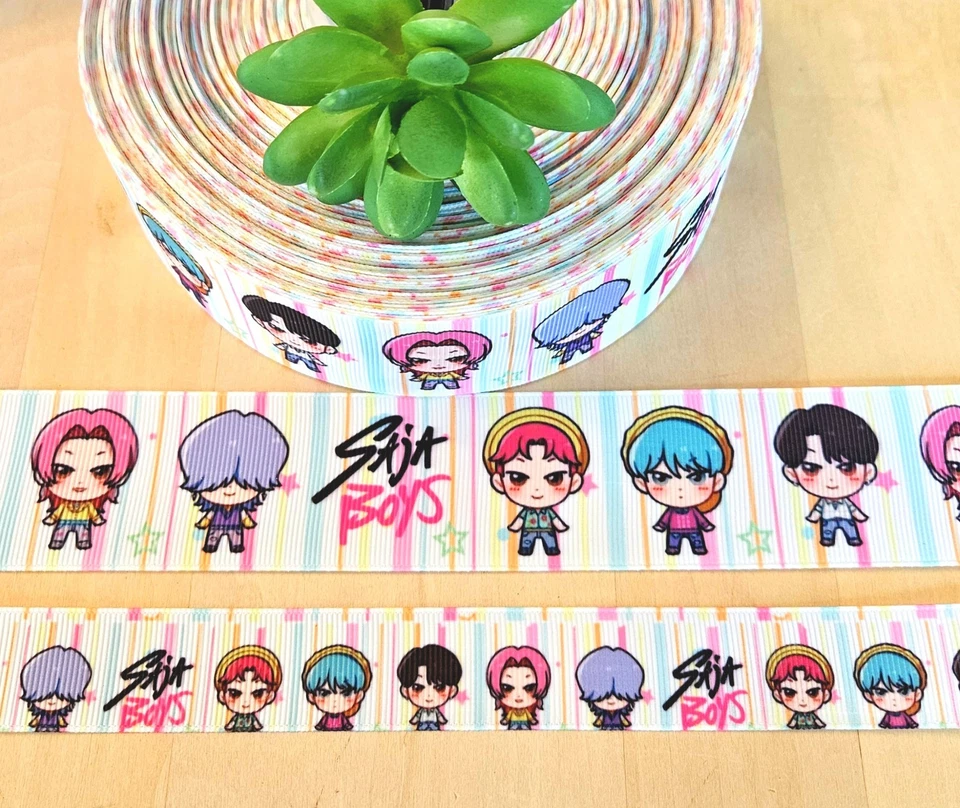 Cinta de grosgrain de 7/8 y 1,5" (1 YD) Saja Boys Boy Band cinta de personajes Foto 1 de 1