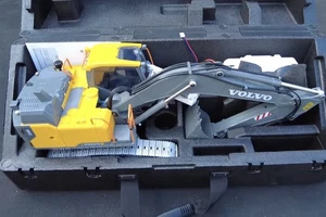 Double E Hobby EC160E Volvo 1:14 RC Bagger Elektrisch Vollmetall - Bild 1 von 5