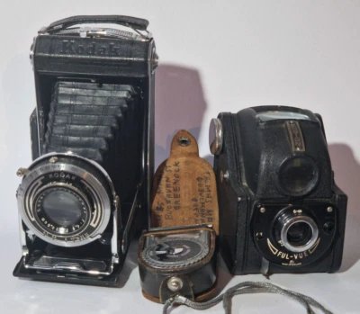 VINTAGE FILM CAMERAS KODAK VOLLENDA 620 & ENSIGN FUL-VUE & LIGHT METRE - Image 1 of 4
