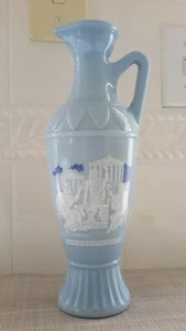Vintage Jim Beam Blue/White Milk Glass Decanter Socrates/Blue Sailing Ship - Picture 1 of 33