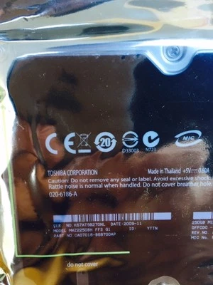 *New* Fujitsu (MHZ2250BH FFS-G1) 250GB, 5400RPM, 2.5" SATA Internal Hard Drive - Image 1 of 4