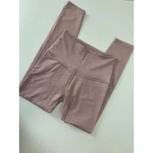 Beyond Yoga women's XS purple shimmer 7/8 length athletic leggings - Picture 1 of 6