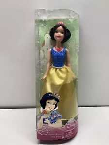 Disney Princess Sparkling Snow White Barbie Doll C9338 Mattel 2012 NIB - Picture 1 of 5