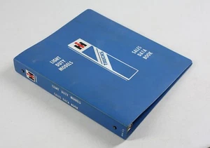 Empty Vintage International Harvester Light Duty Model Trucks Sales Data Binder - Picture 1 of 3