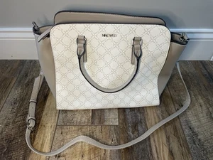 Nine West beige & cremefarbene Damen-Umhängetasche Beuteltasche Umhängetasche NEU OHNE ETIKETT - Bild 1 von 6