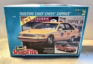 Revell SnapTite Chevy Caprice Taxi/Fire Chief Modellbausatz - Bild 1 von 9