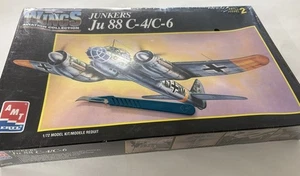 Kit modelo plástico caza pesado alemán AMT/ERTL 8898 1/72 Junkers Ju 88 C-4/C-6 - Imagen 1 de 23