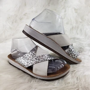 inblu Silver Metallic Cougar Leopard Flexima Soft Sandal Womens Size US 7 EUR 38 - Picture 1 of 6