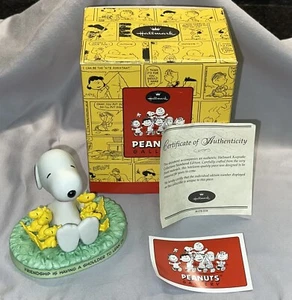 2002 Hallmark Peanuts Snoopy “A Friendly Shoulder”W/Box/COA - Picture 1 of 12