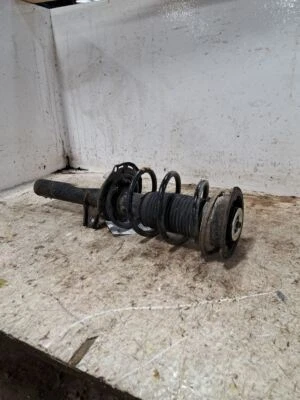 Strut 2015 A3 Audi Sku#3980186 - Image 1 of 4