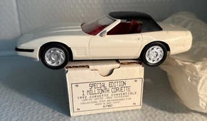 AMT ERTL 1992 Corvette Convertible 1 Millionth Special Edition Promo # 6702 Neu in OVP - Bild 1 von 12