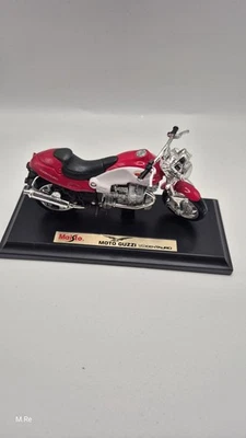 Maisto Motorrad Modell 1:18 Moto Guzzi V10 Centauro Sammler-/ Vitrinenmodell - Bild 1 von 4