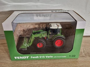 Fendt 516 Vario with Frontloader Neu Agritechnica 2025 Universal Hobbies 1:32 - Bild 1 von 1