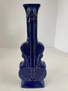 Jarrón para instrumentos de violín violonchelo de cerámica azul cobalto vintage 9"" estampado 59 - Imagen 1 de 9