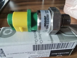 Neu Original Mercedes Actros D/Stream Abgasdrucksensor B38 A0101530228 - Bild 1 von 1