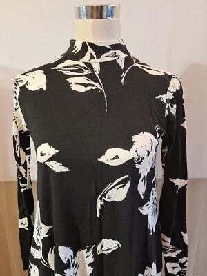 Boohoo Ladies Size 10 Black & White Dress - Image 1 of 4