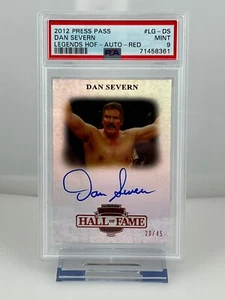 2012 Press Pass Dan Severn Legends HOF-Red Auto/45 PSA 9 - Foto 1 di 2
