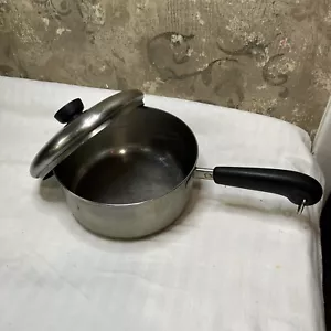VTG 1801 Revere Ware 2 QT Sauce Pan Pot Copper Clad Bottom with Lid Clinton USA - Picture 1 of 10