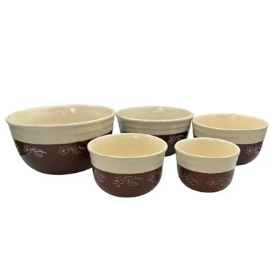 Vintage Oxford Potter Snowflower Pattern Set of 5 Mixing Bowls Kitchen Nesting - Image 1 of 4