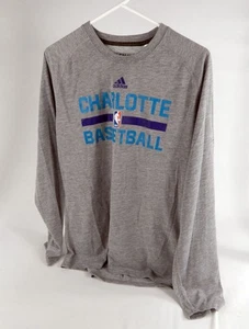 Camisa gris emitida por el equipo Charlotte Hornets 2016-17 M DP68630 - Imagen 1 de 4
