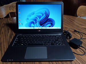 Asus Vivobook E403SA-US21 Laptop 14" N3700 @1.6 GHZ 4GB 128GB Win 11 With AC
