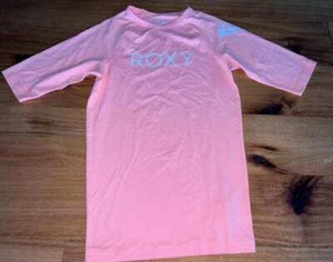 BRAND NEW GIRLS ROXY ORANGE SHORT SLEEVE SUN SHIRT - Foto 1 di 3