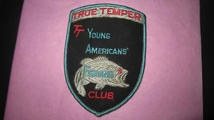 Parche de club de pesca vintage True Temper TT Young Americans, bajo de ojos rojos - Imagen 1 de 1