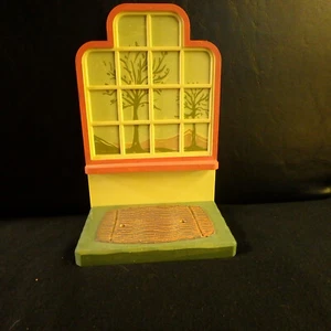 ANRI wood display for there figurines, made in Italy, 7" tall by 5" wide by 3" - Picture 1 of 2