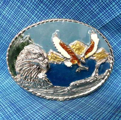 Western Eagle Belt Buckle Enameled Bird Wildlife Nature Vtg 80s W USA  .PCB093 - Image 1 of 4