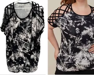 Torrid Lovesick Top Plus Size 3X (22-24) Black White S/S Lattice Palm Tree NWT - Picture 1 of 16