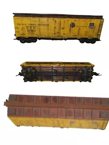 Vintage HO Scale Walthers Pacific Fruit Express Reefer #30524 - Picture 1 of 1