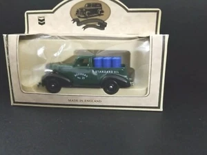 VTG Lledo Diecast Chevron Standard Oil RPM Motor Oil 1939 Chevrolet Pickup Truck - Picture 1 of 7