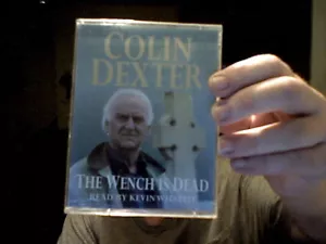 THE WENCH IS DEAD 2 TAPES INSPECTOR MORSE COLIN DEXTER DETECTIVE SAVE THE £££s - Foto 1 di 1