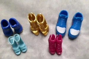 Lot Of 5 Pairs Of Fashion Doll Shoes Heels - Picture 1 of 15