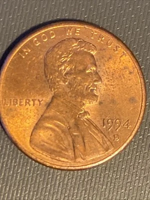 1994 d mint "AM" error penny & CA error . A is below the C. - Image 1 of 3